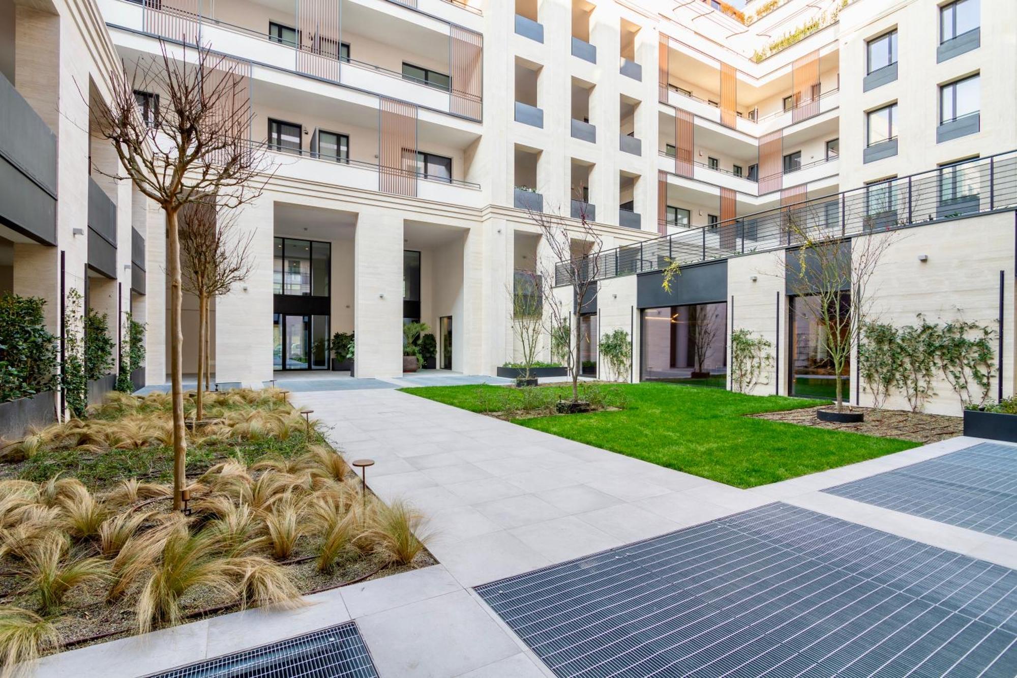 Urban Luxury - Bright And Central Apartment Milan Luaran gambar